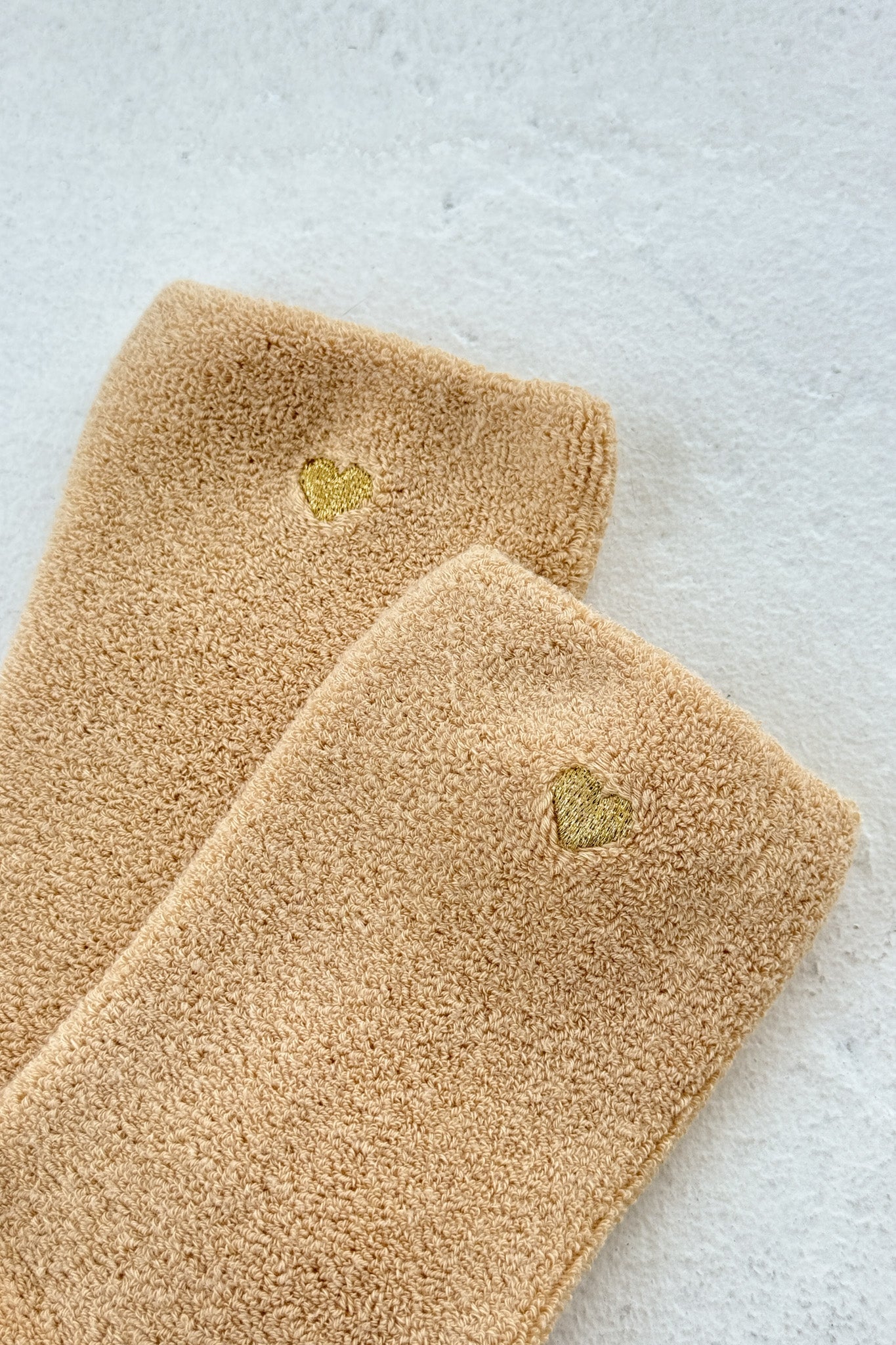 Embroidered Cloud Socks - French Vanilla + Gold Heart