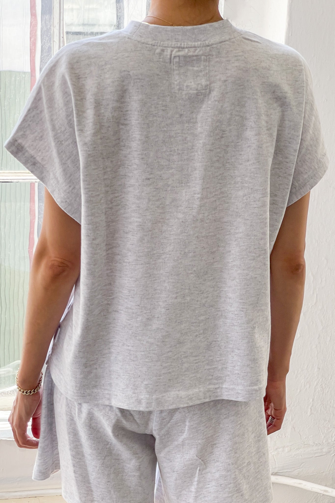 Jeanne Tee - ICY GREY