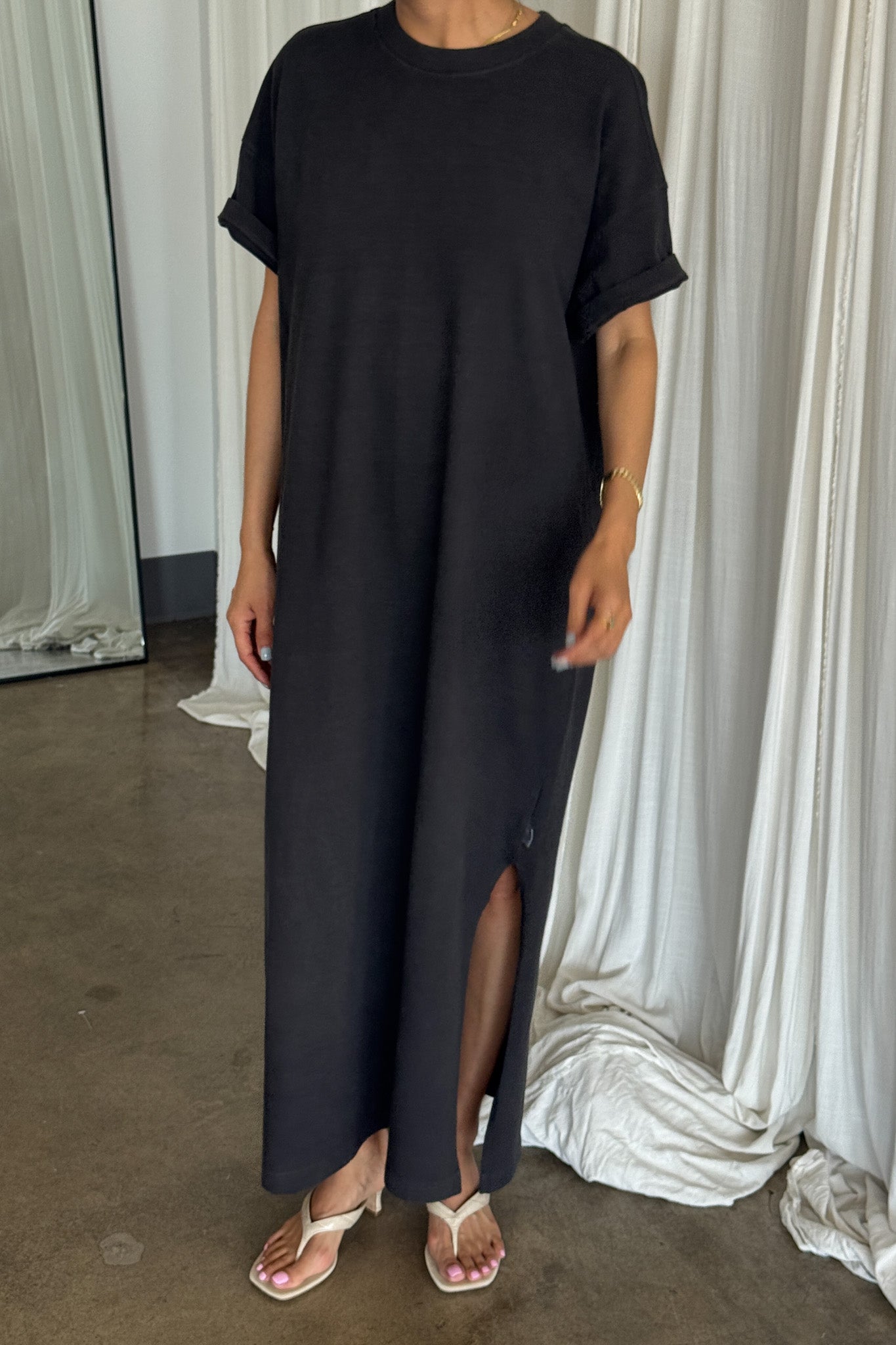 Her Dress - Almost Black