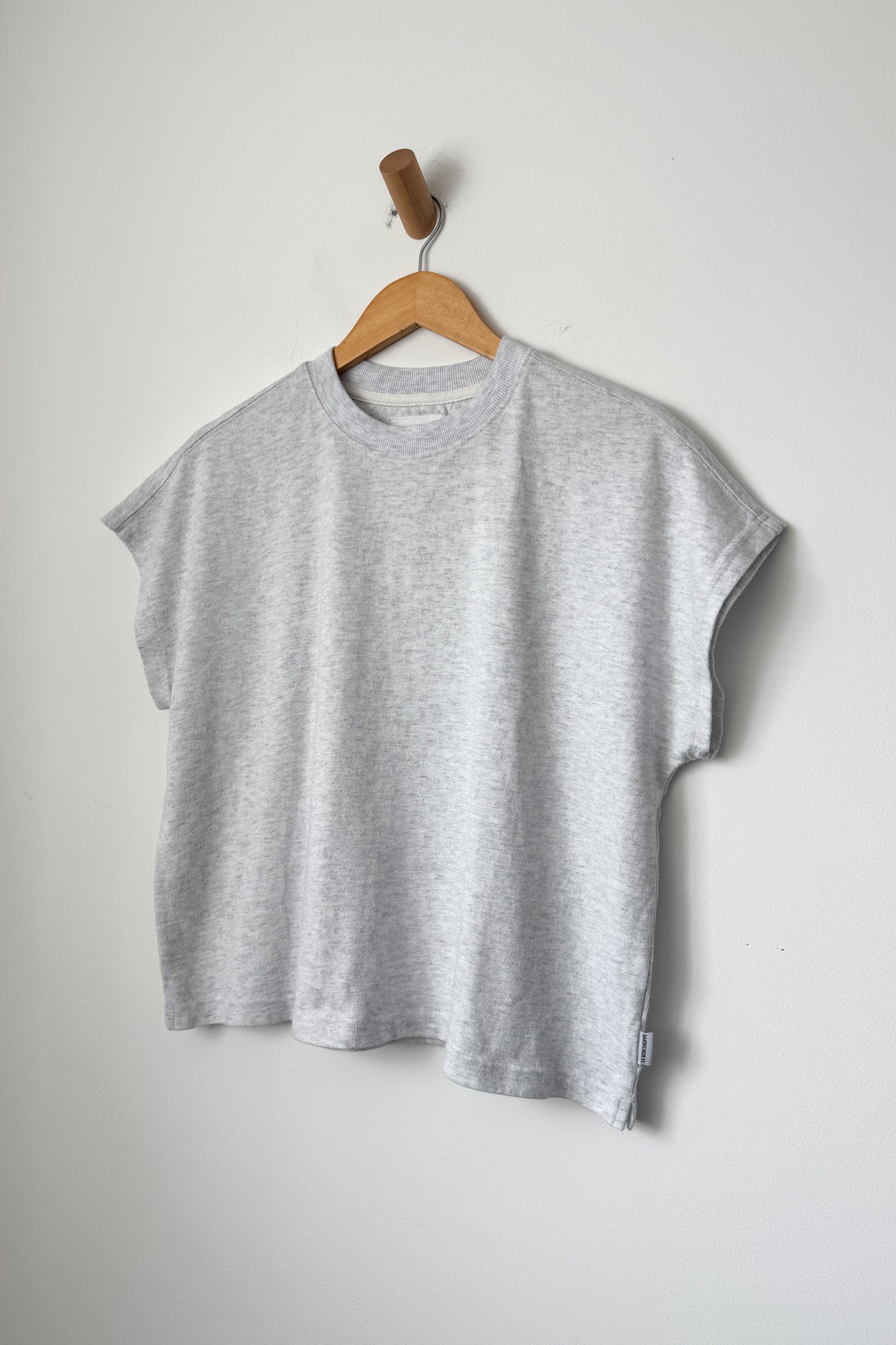 Jeanne Tee - ICY GREY