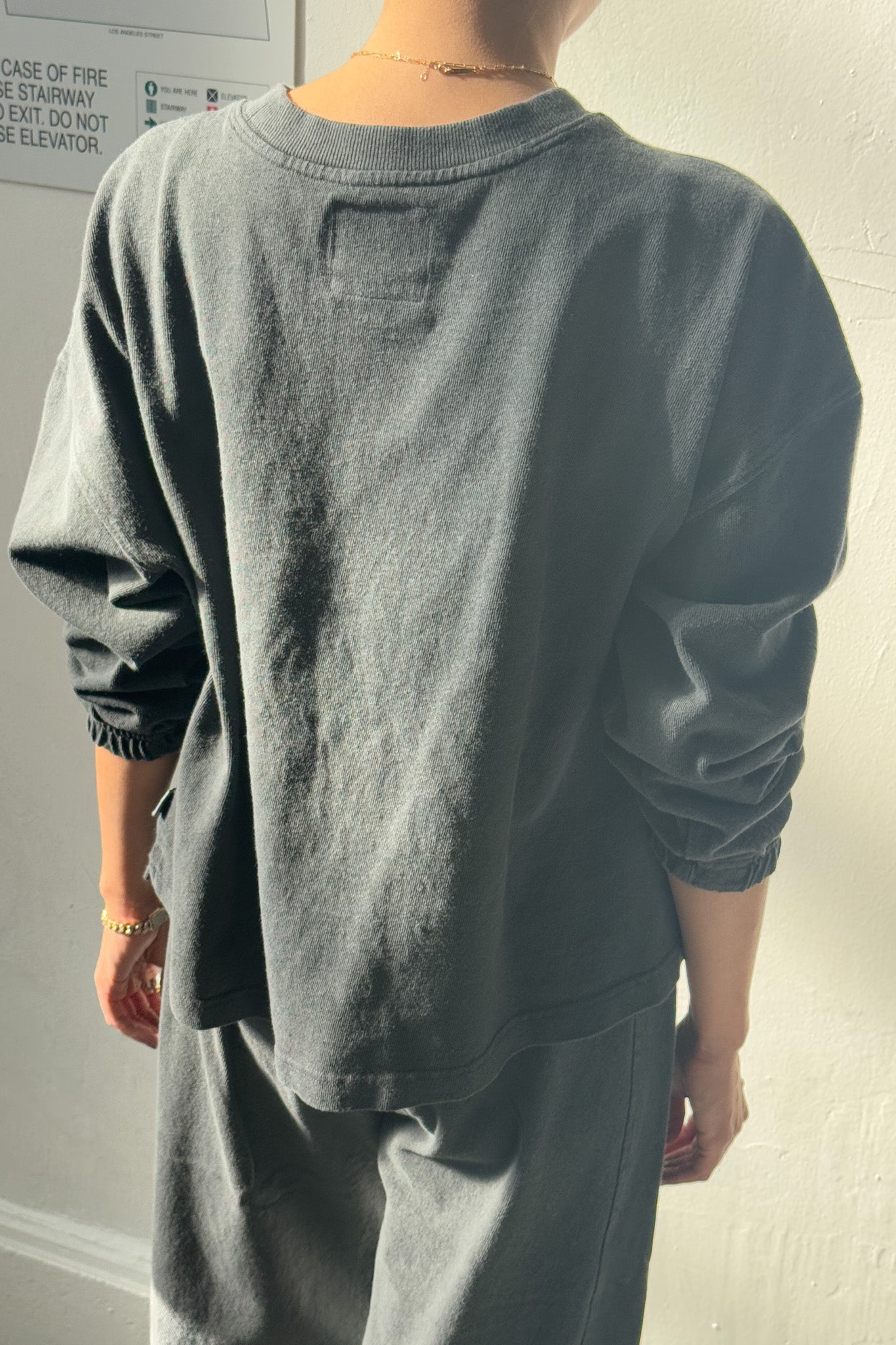 Naturelle Tee - Coal