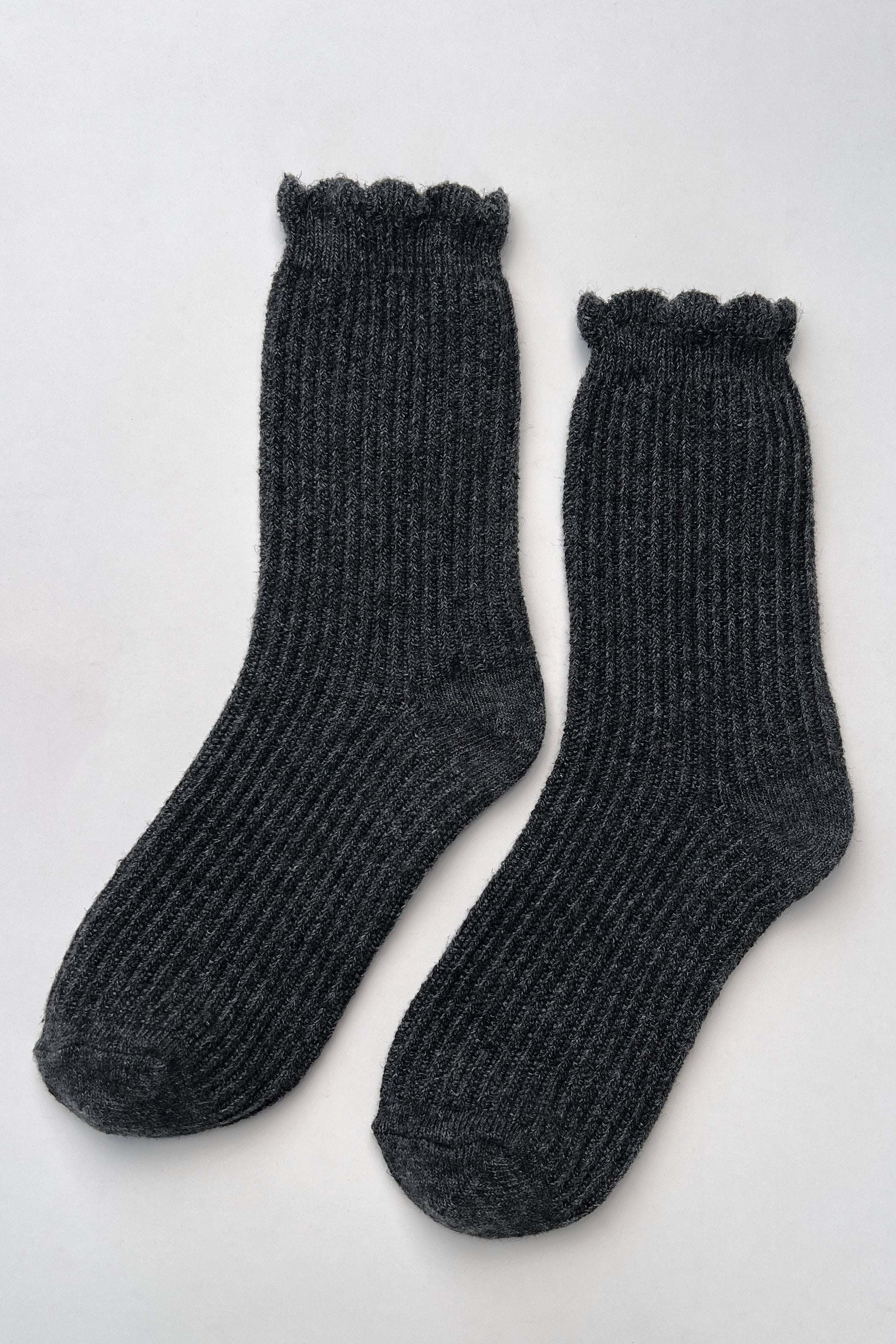 Linen Scallop Socks - Charcoal