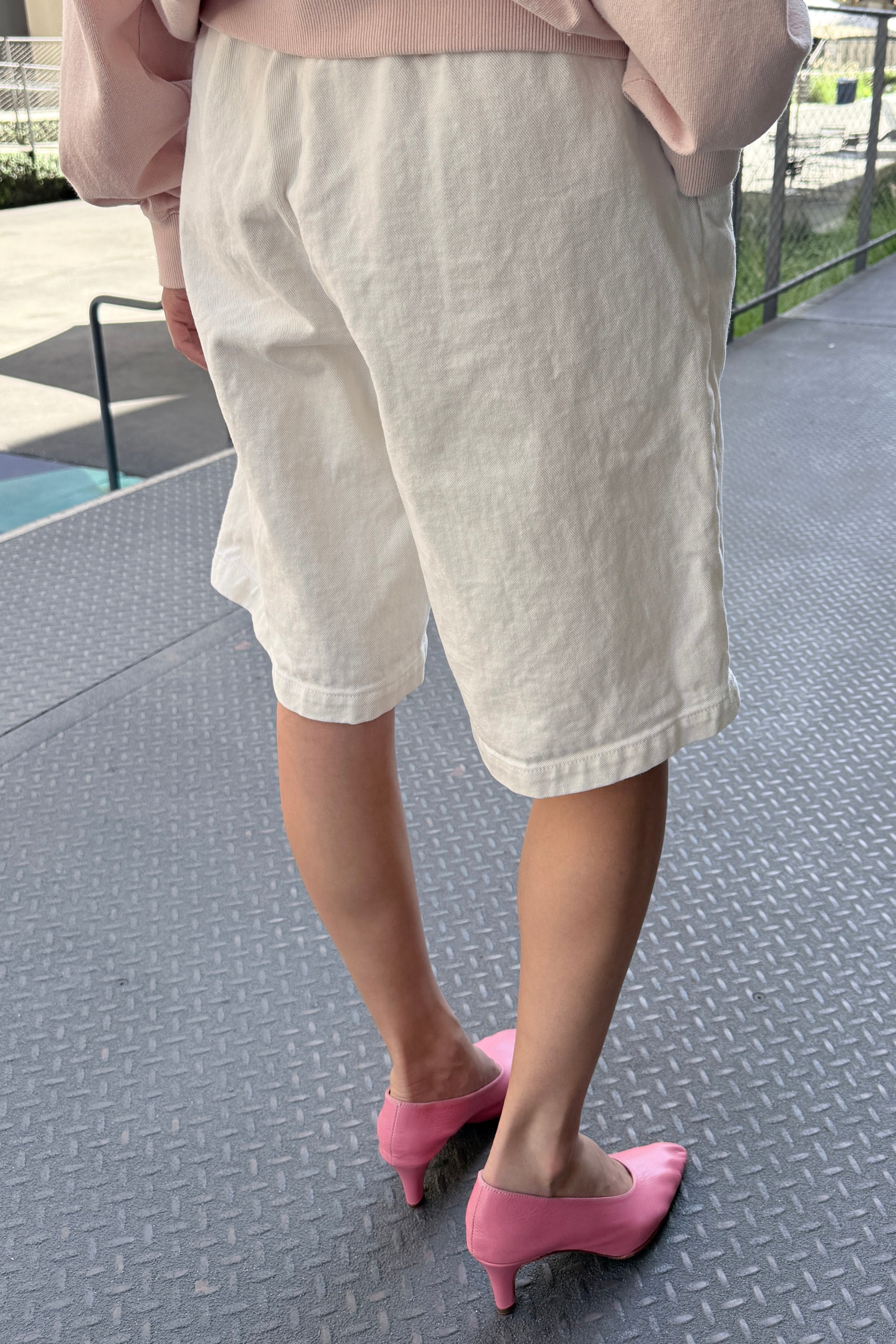 Liam Bermuda Shorts - Milk