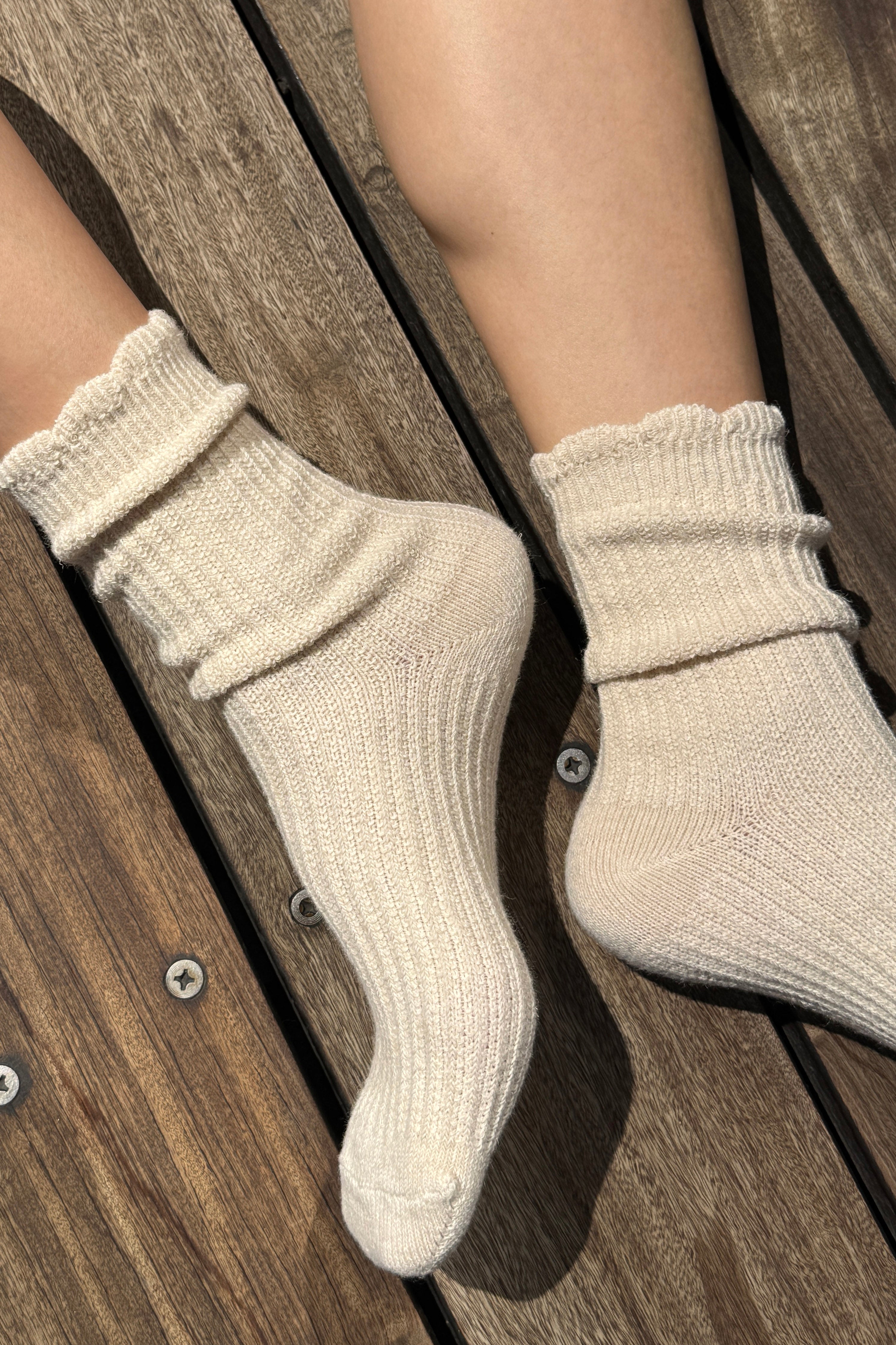 Linen Scallop Socks - Naturel