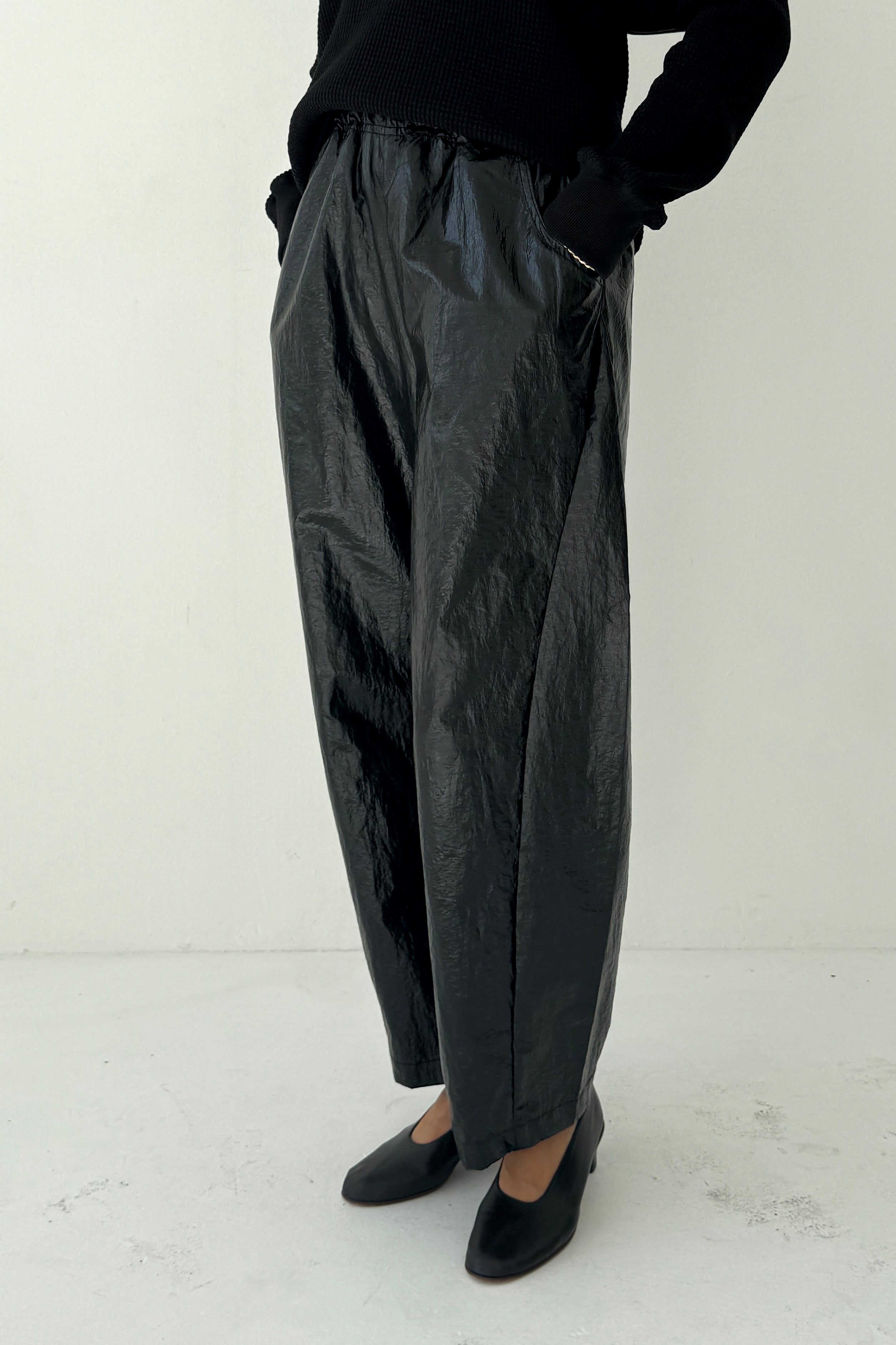 Liquid Nylon Arc Pants - Lacquer Black