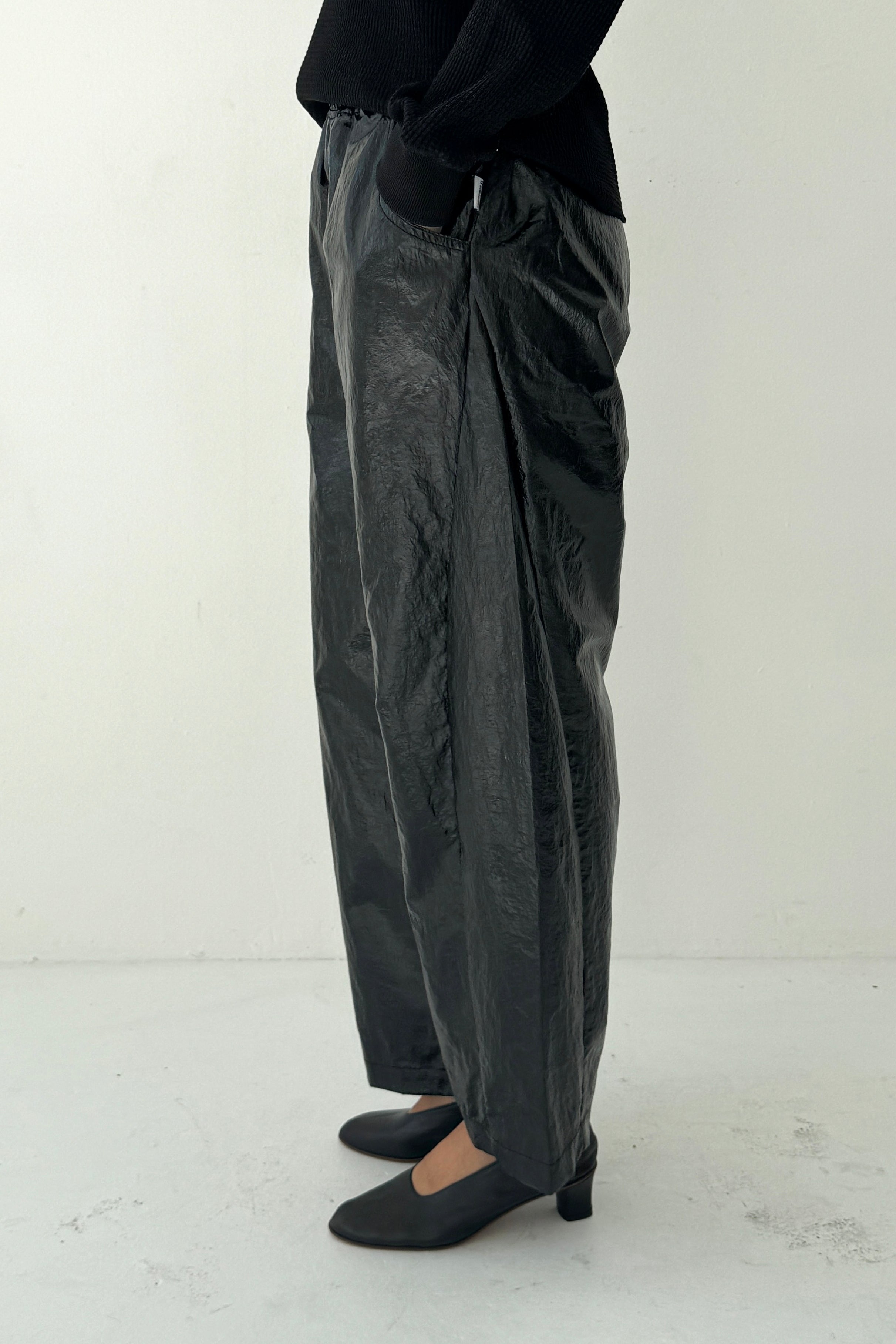 Liquid Nylon Arc Pants - Lacquer Black