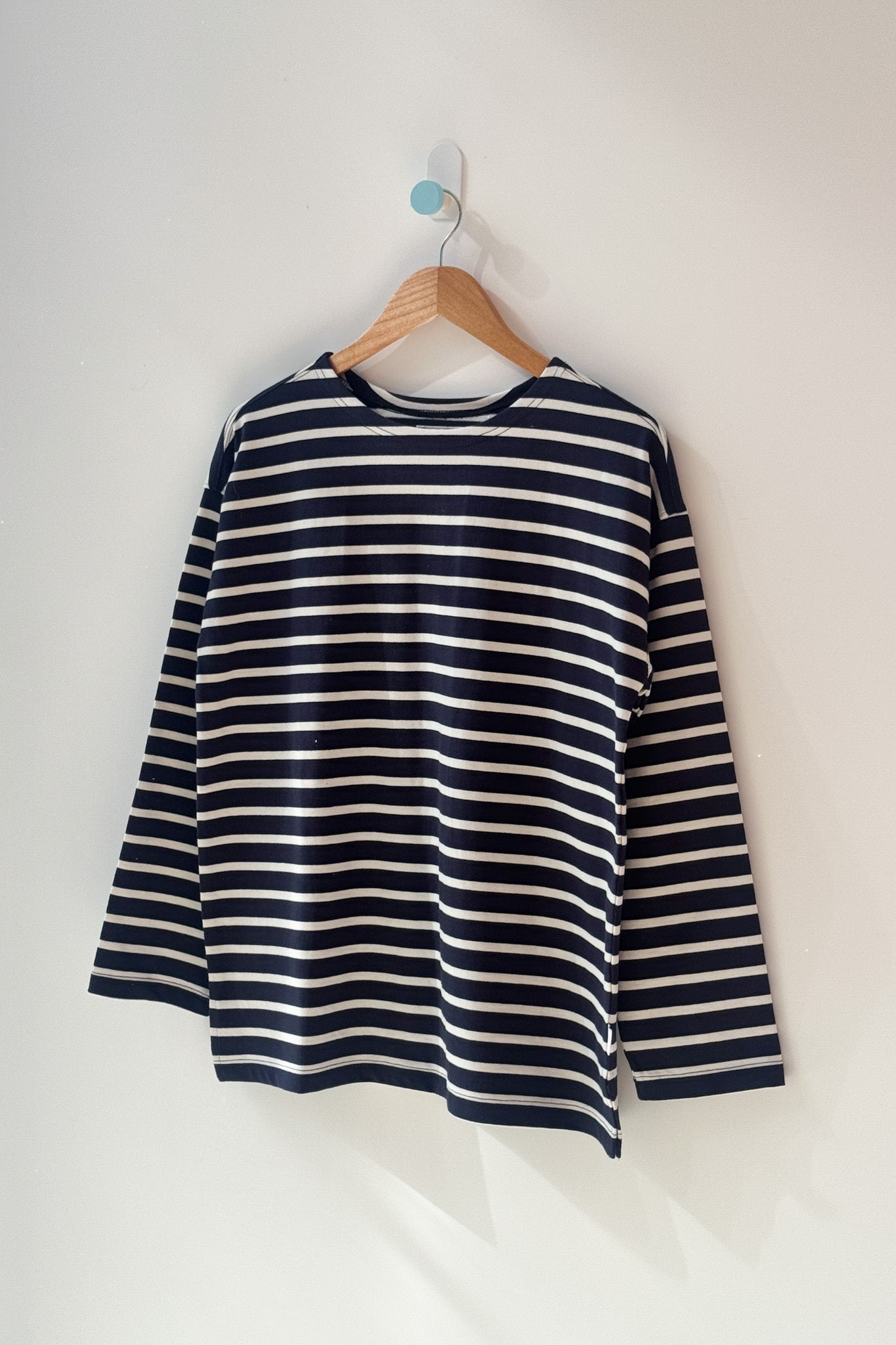 Marseille Top - White Stripe on Navy