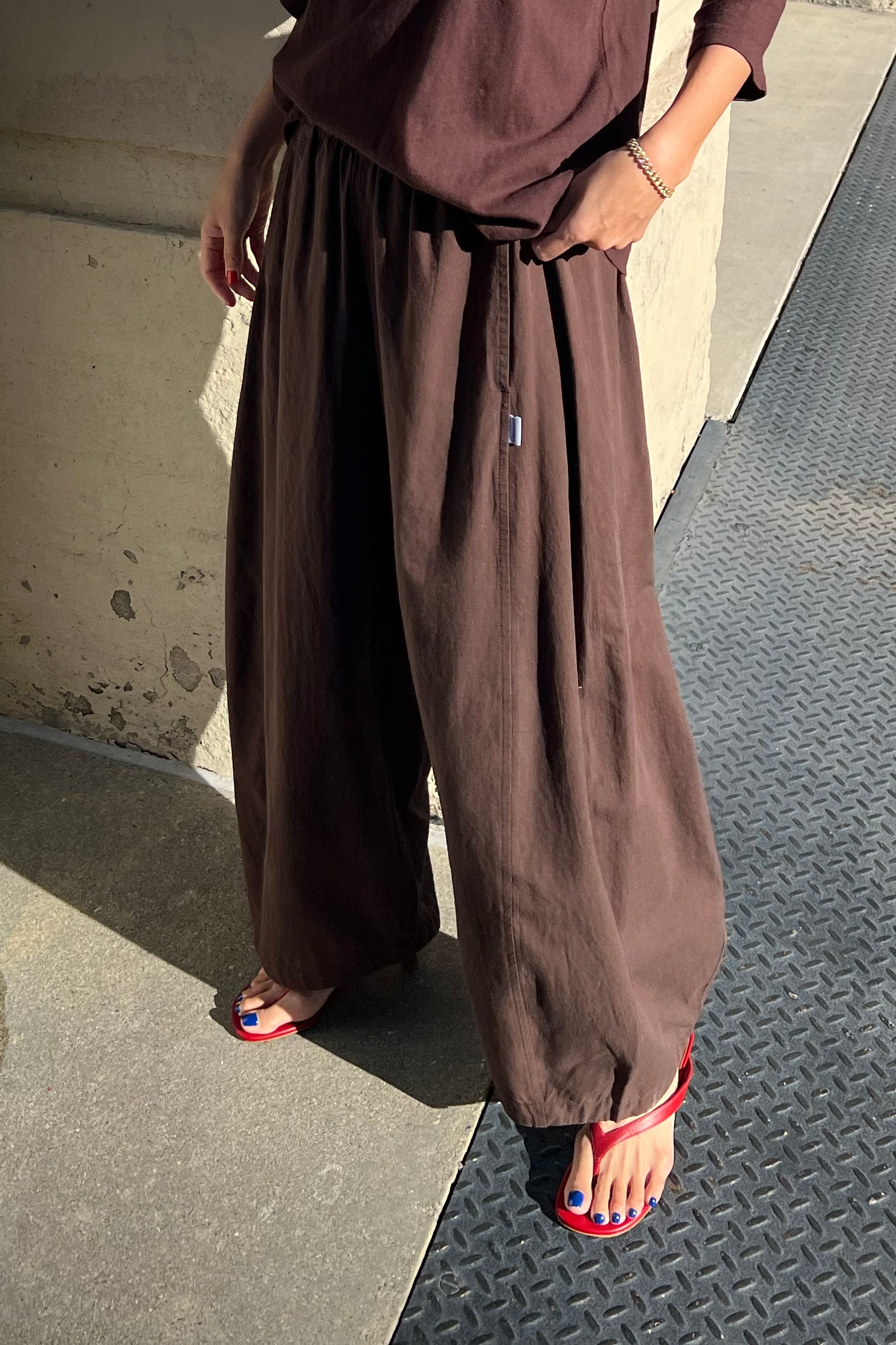 Parachute Pants - Dark Brown