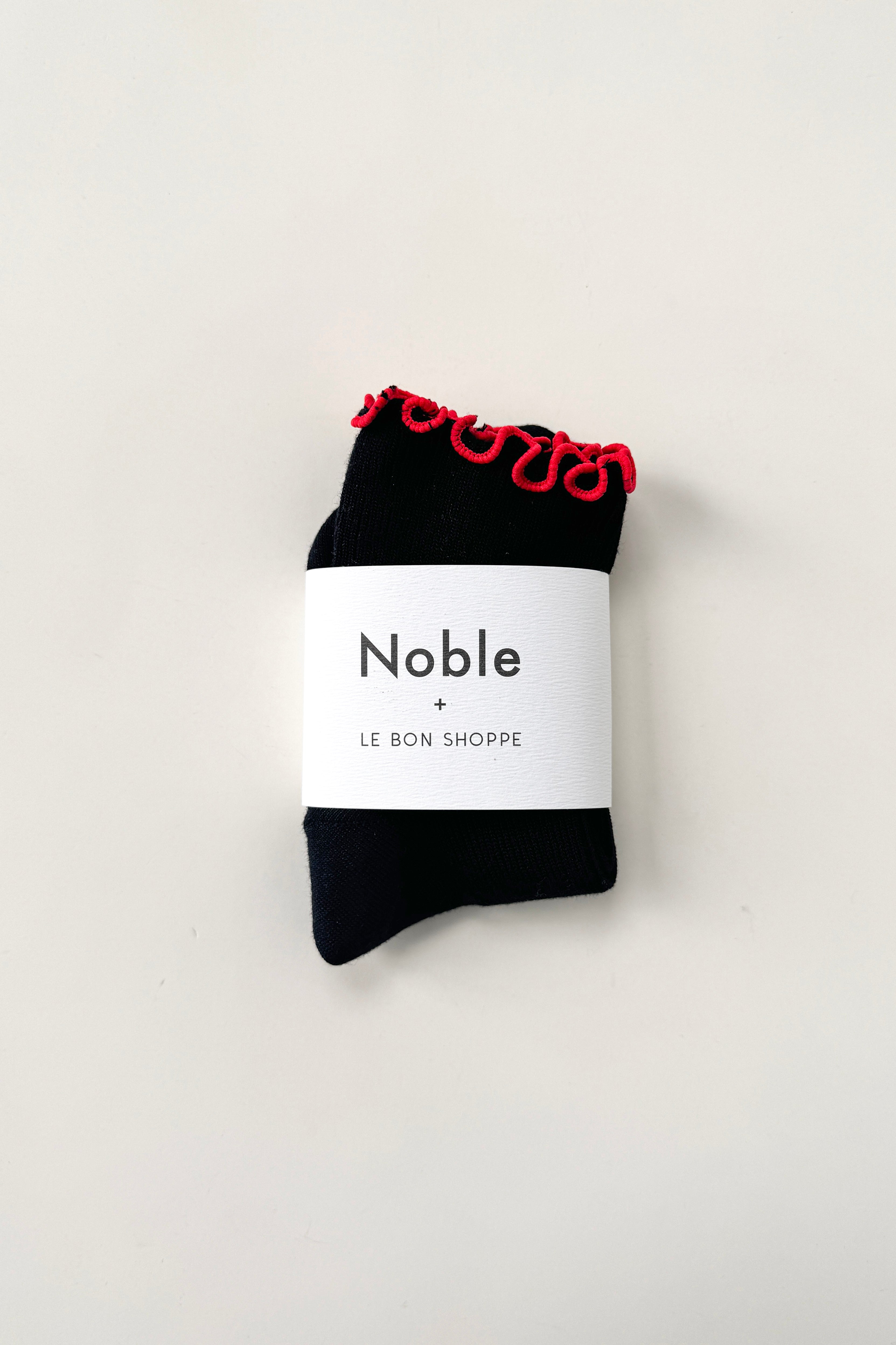The Petite Ruffled Modal Socks - Black / Red
