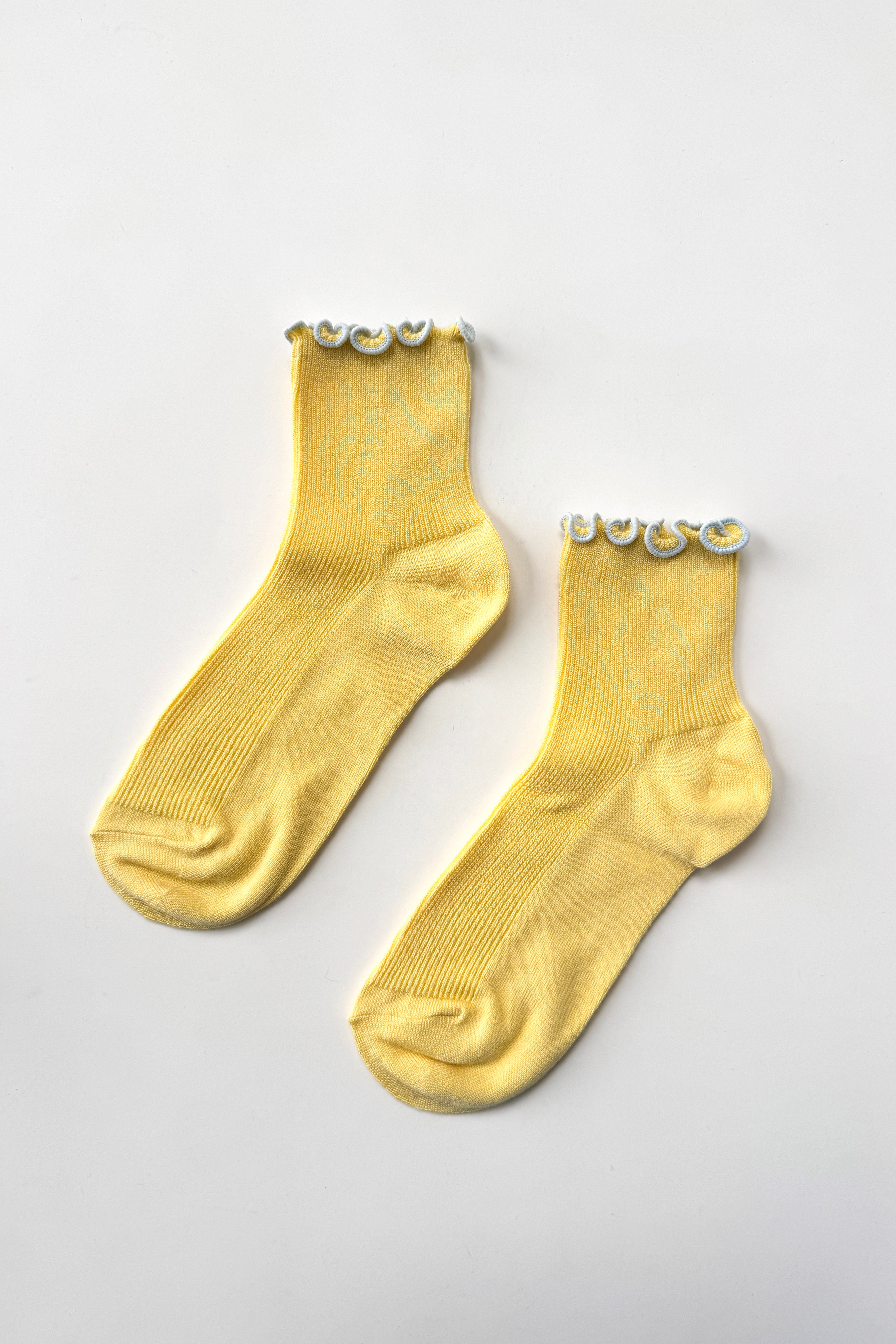 The Petite Ruffled Modal Socks - Butter / Baby Blue