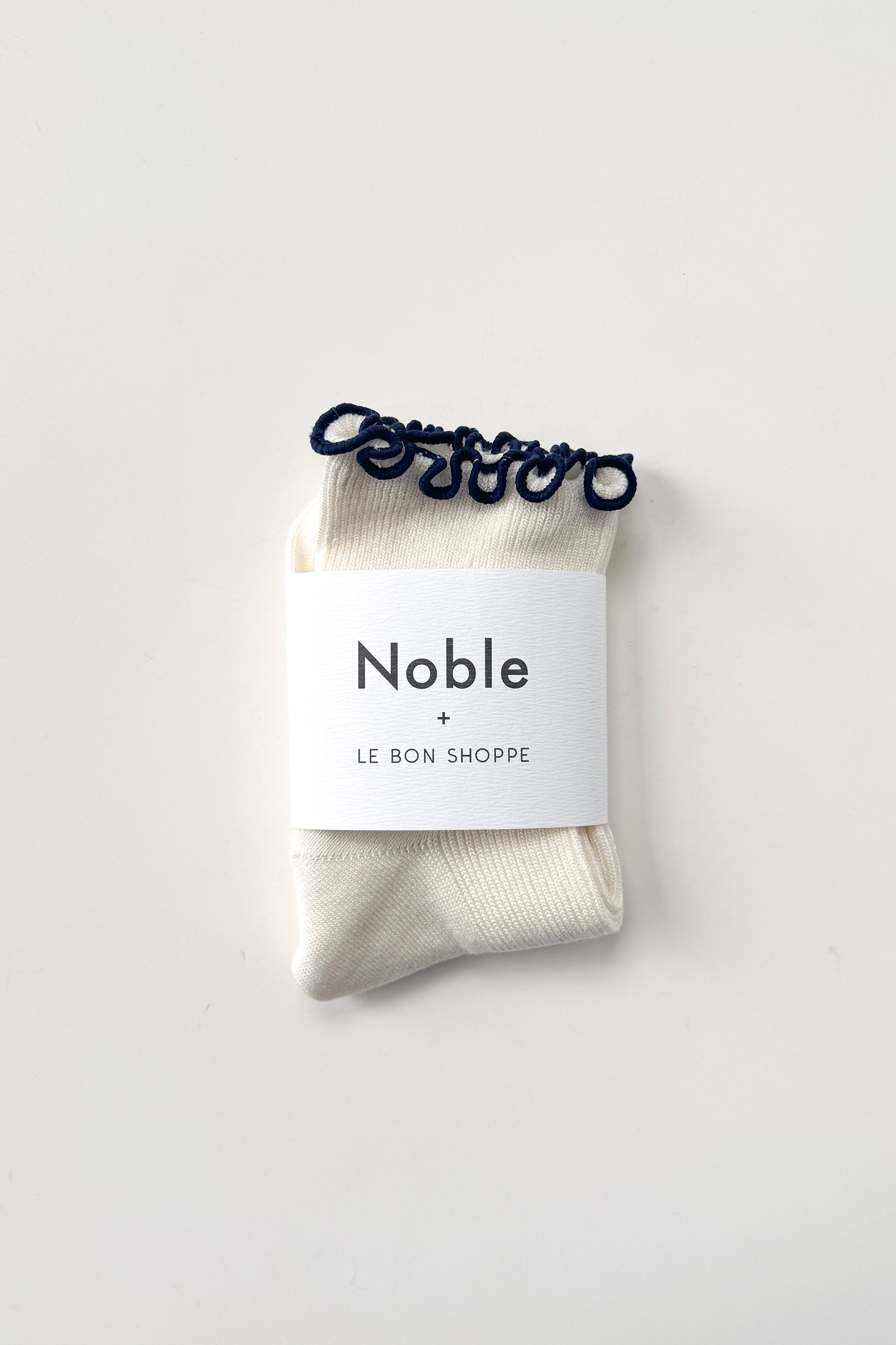 The Petite Ruffled Modal Socks - Soft White / Navy