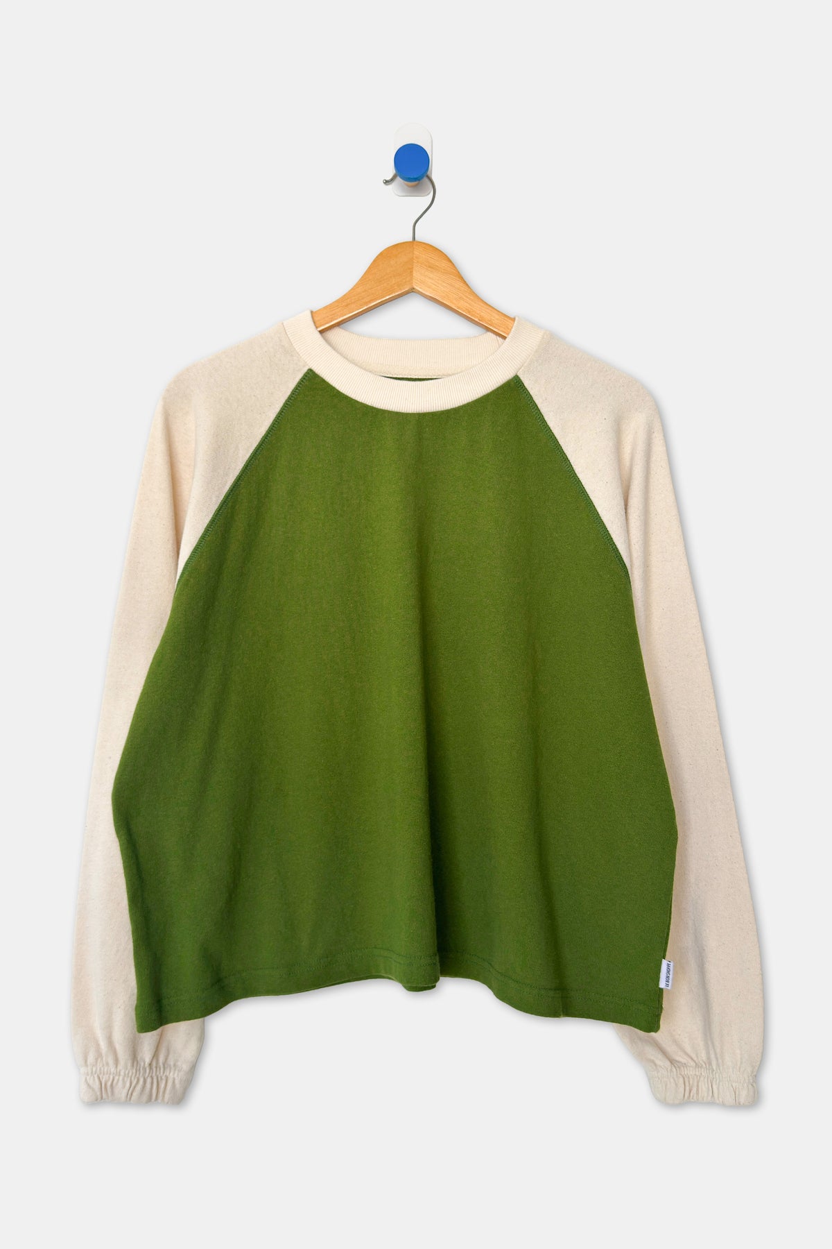 Raglan Naturelle Tee - Collard Green/Naturel