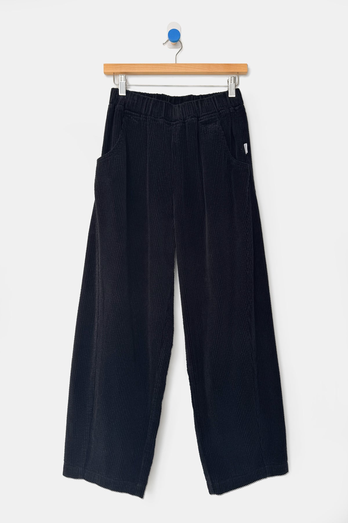 Soft Corduroy Arc Pants - Black
