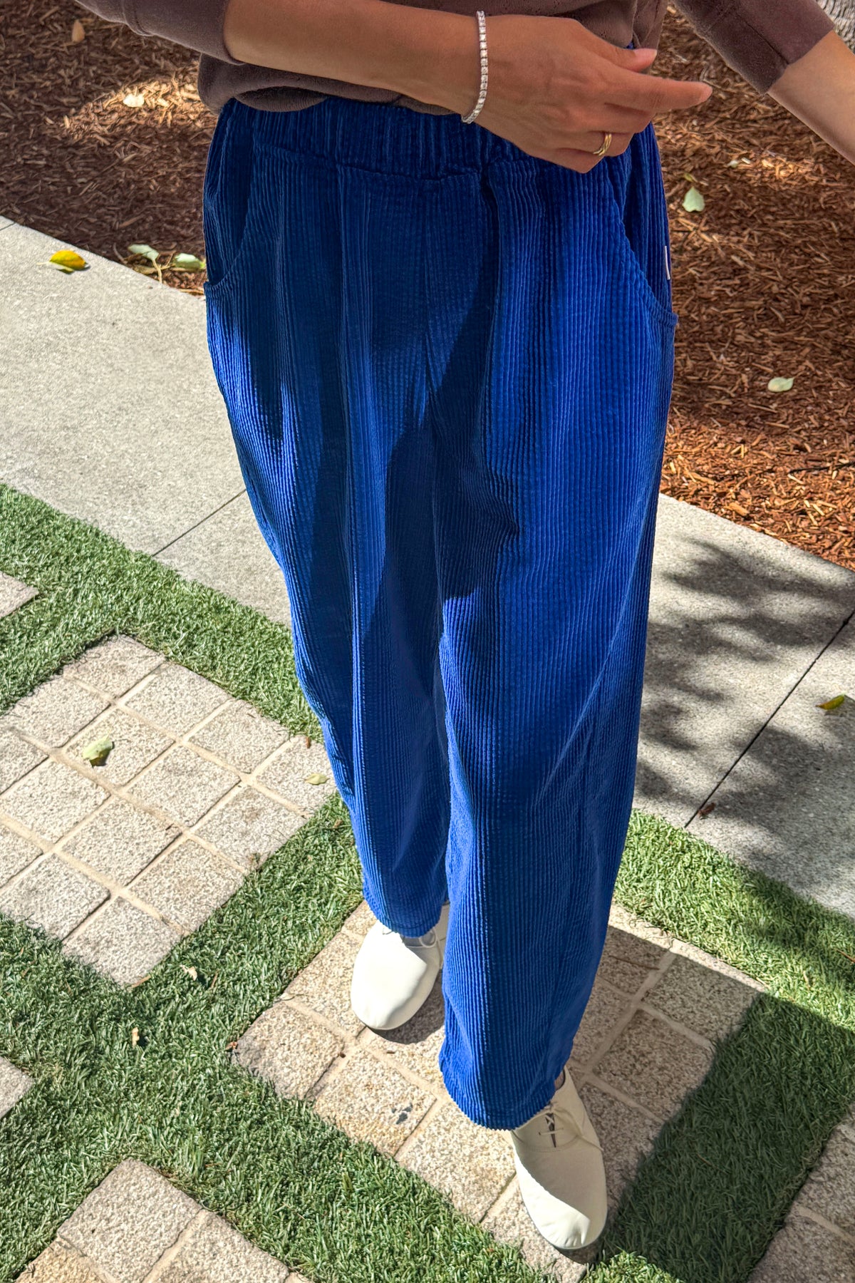 Soft Corduroy Arc Pants - Cobalt